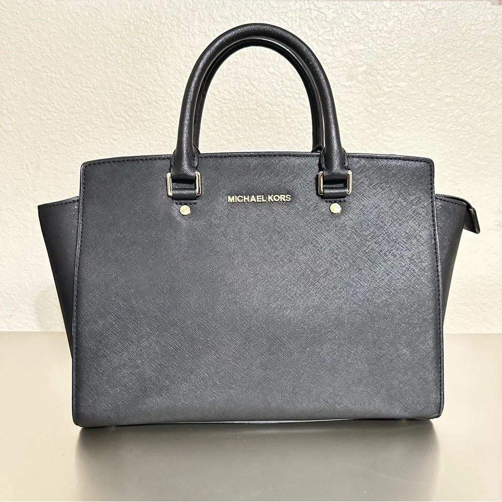 Michael Kors Selma Large Black Saffiano Leather Satchel Tote Crossbody Bag